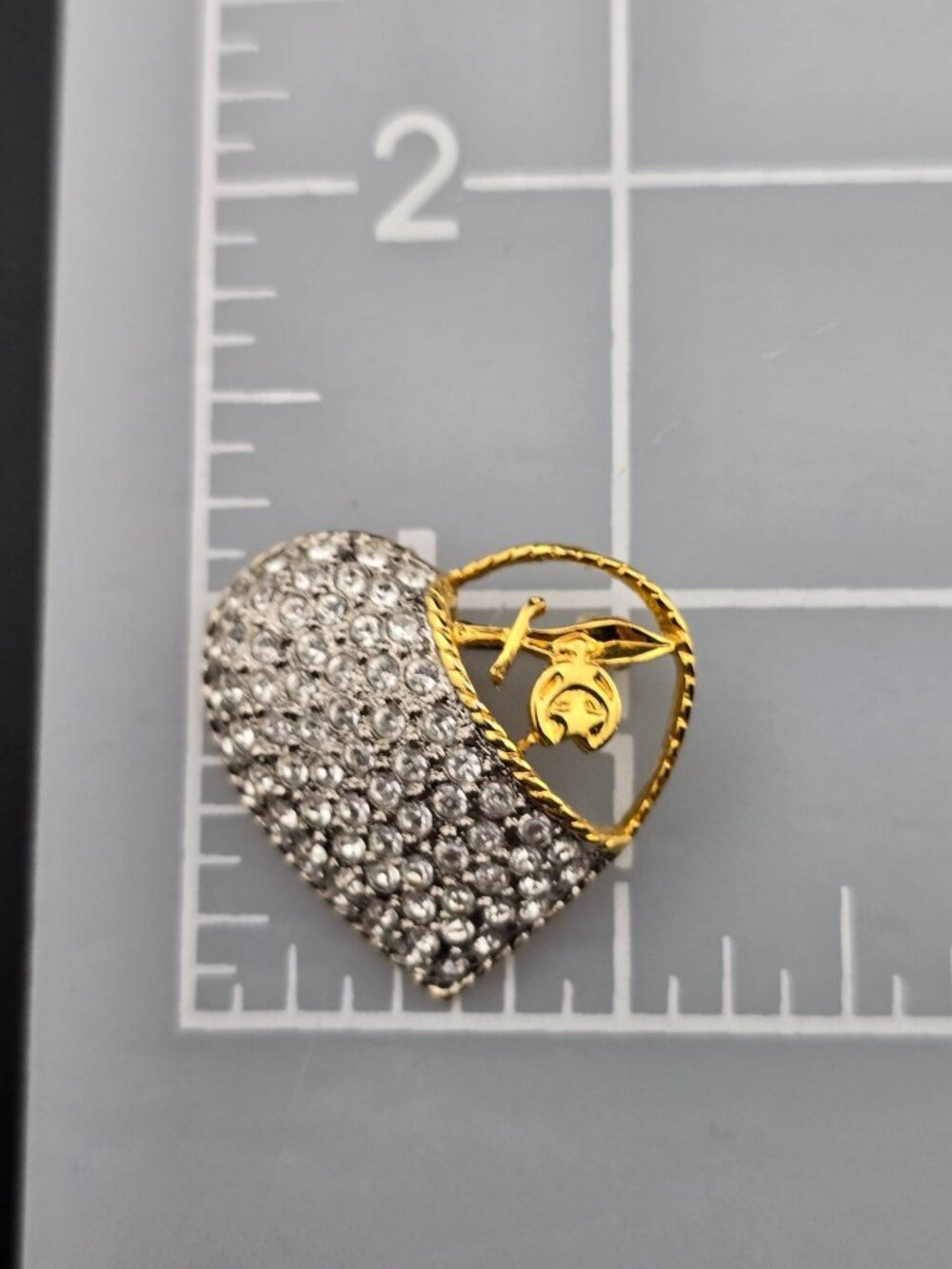 Vintage Butler Pave Heart Brooch With Gold-Tone Rose Detail And Rhinestones - Picture 8 of 8